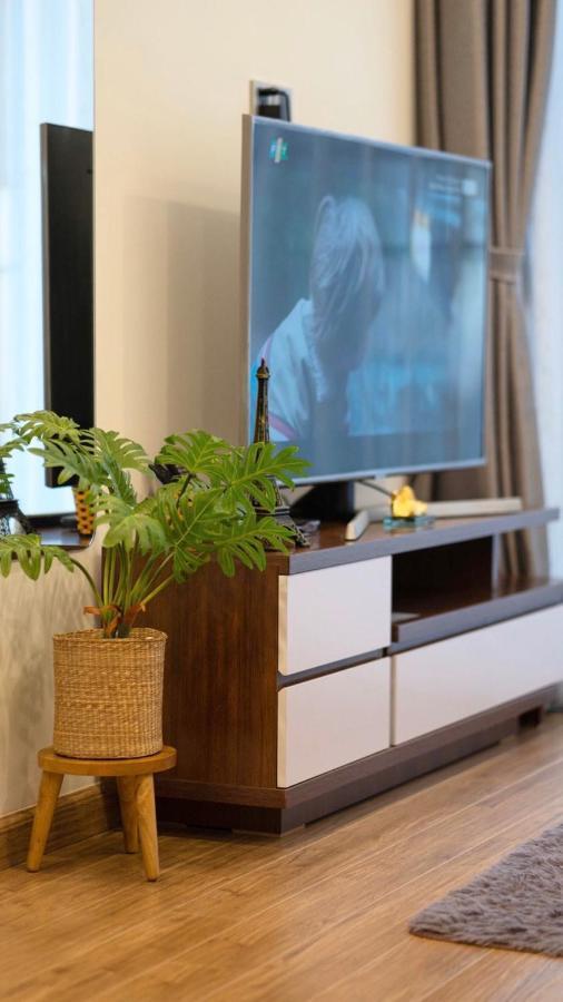 Bom Homes- Vinhomes Metropolis-Service Apartment Hanoi Exterior photo